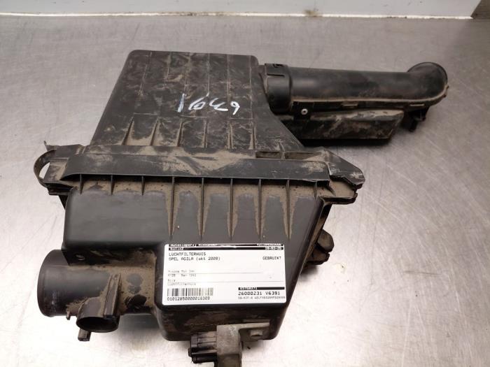 Begagnade Luftfilterhus Opel Agila (B) 1.2 16V Pris på förfrågan erbjuds av Autosloperij Alexander