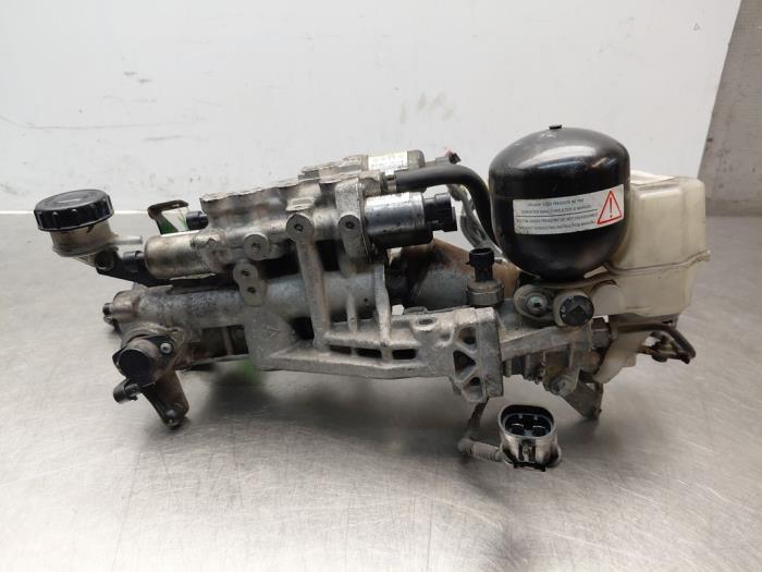 Usagé Robot commutation Opel Vivaro 2.5 CDTI 16V Prix sur demande proposé par Autosloperij Alexander