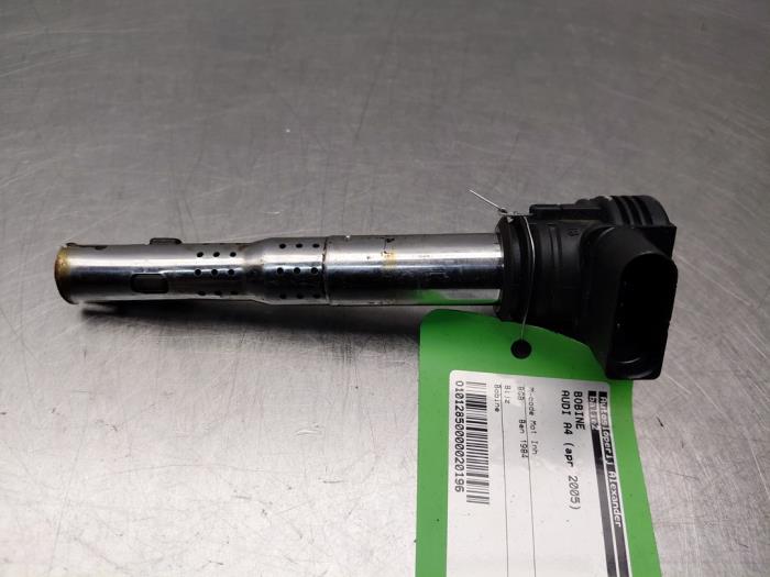 Usagé Bobine Audi A4 Avant (B7) 2.0 TFSI 20V Prix sur demande proposé par Autosloperij Alexander