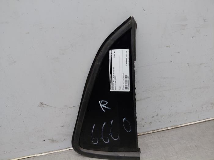 Usados Ventanilla triangular derecha detrás Volkswagen Polo V (6R) 1.2 TDI 12V BlueMotion Precio € 60,00 Norma de margen ofrecido por Autosloperij Alexander