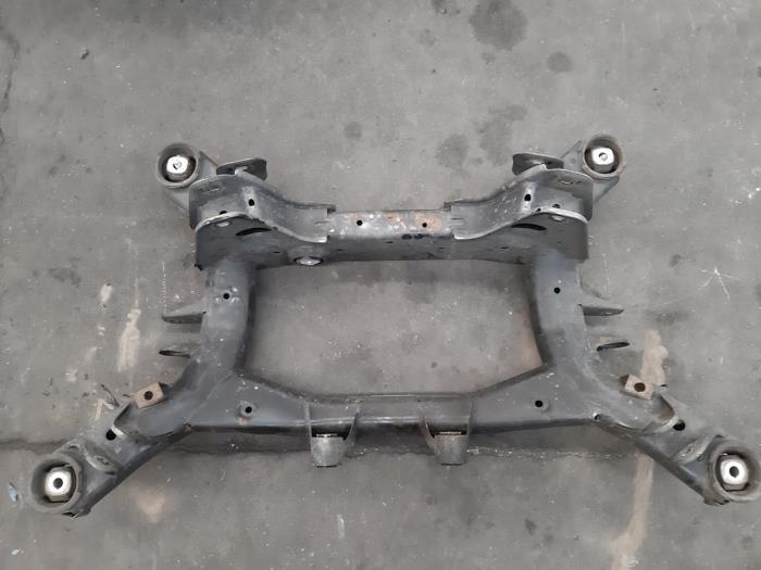 Subframe BMW X3 sDrive18d 16V - 26108693408 B47D20A