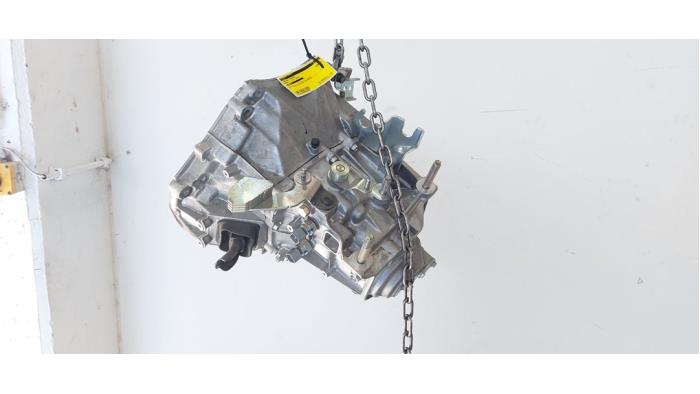 Getriebe Mazda 2 (DJ/DL), 2014 1.5 SkyActiv-G 90, Fließheck, Benzin, 1.496cc, 66kW (90pk), FWD, P5Y6; P5Y5; P5Y8; P5X0; P5X2, 2014-08, DJ6H5; DJ16H5; DJ16HD (Gebraucht)