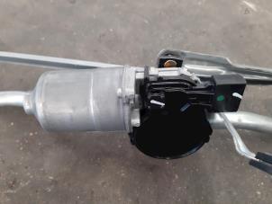 Used Front wiper motor Mini Clubman (F54) 1.5 Cooper 12V Price € 96,80 Inclusive VAT offered by Autohandel Didier