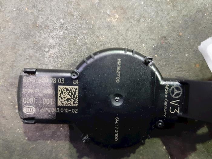 Begagnade Regnsensor Mercedes A (177.0) 1.5 A-180d Pris € 66,55 Inklusive moms erbjuds av Autohandel Didier