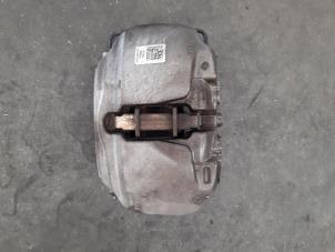 Used Front brake calliperholder, right Audi A5 Sportback (F5A/F5F) 2.0 TDI 16V Price € 127,05 Inclusive VAT offered by Autohandel Didier