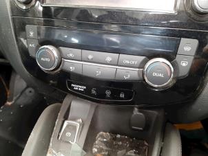 Used Air conditioning control panel Nissan Qashqai (J11) 1.5 dCi DPF Price € 96,80 Inclusive VAT offered by Autohandel Didier