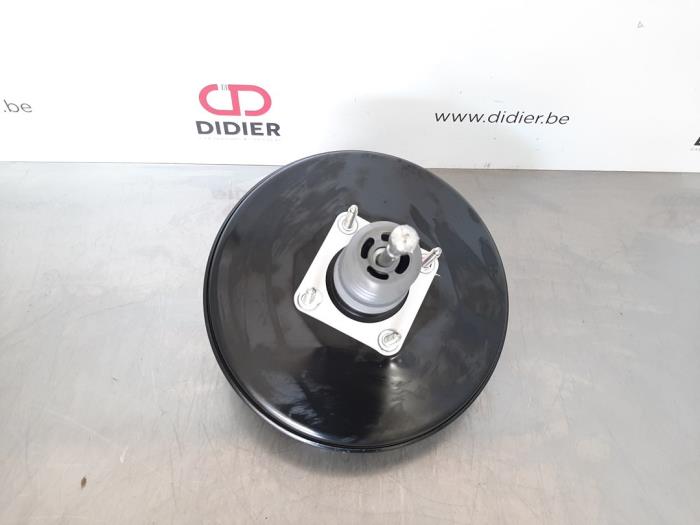 Usados Servofreno Fiat Doblo Cargo (263) 1.4 16V Precio € 133,10 IVA incluido ofrecido por Autohandel Didier