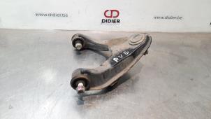 Used Front upper wishbone, right Mitsubishi L-200 2.4 Clean Diesel 4WD Price € 127,05 Inclusive VAT offered by Autohandel Didier