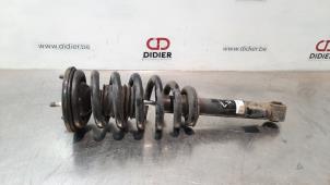 Used Fronts shock absorber, left Mitsubishi L-200 2.4 Clean Diesel 4WD Price € 127,05 Inclusive VAT offered by Autohandel Didier