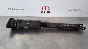 Used Rear shock absorber, right Kia Sportage (SL) 1.7 CRDi 16V 4x2 Price € 66,55 Inclusive VAT offered by Autohandel Didier