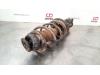 Fronts shock absorber, left from a Kia Venga, 2010 / 2019 1.6 CVVT 16V, MPV, Petrol, 1.596cc, 92kW (125pk), FWD, G4FC, 2010-02 / 2019-03, YNF5P3; YNF5P4; YNF5P5; YNSF5P3; YNSF5P4; YNSF5P5; YNSF5P8; YNSF5P9 2010