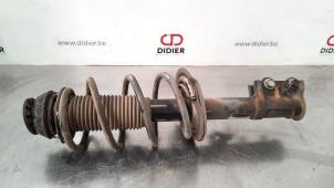 Used Front shock absorber, right Kia Venga 1.6 CVVT 16V Price € 66,55 Inclusive VAT offered by Autohandel Didier