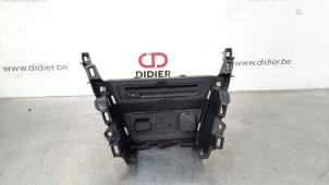 Używane Radio Mazda CX-3 2.0 SkyActiv-G 120 Cena € 181,50 Z VAT oferowane przez Autohandel Didier