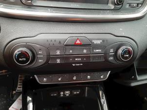 Used Air conditioning control panel Kia Sorento III (UM) 2.2 CRDi 16V VGT 4x2 Price € 193,60 Inclusive VAT offered by Autohandel Didier