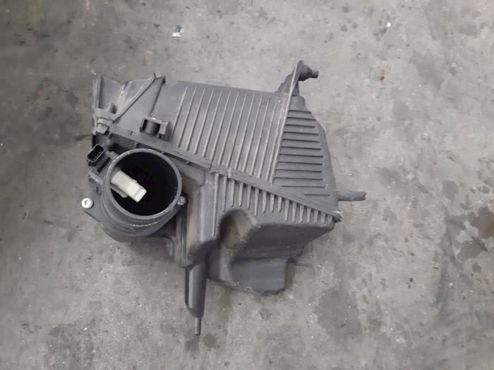 Begagnade Luftfilter Renault Kangoo Express (FW) 1.5 dCi 75 Pris € 60,50 Inklusive moms erbjuds av Autohandel Didier