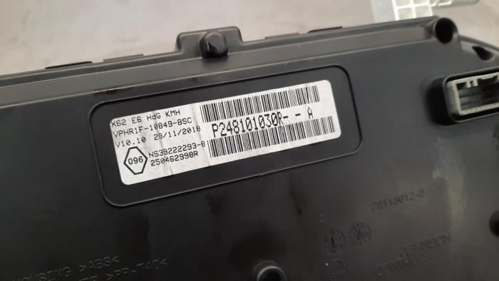 Cuentakilómetros de un Renault Master IV (MA/MB/MC/MD/MH/MF/MG/MH) 2.3 dCi 16V 2019
