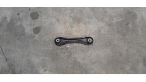Used Rear wishbone, right Volvo V40 (MV) 2.0 D2 16V Price € 36,30 Inclusive VAT offered by Autohandel Didier