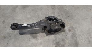 Used Knuckle, rear right Volvo V40 (MV) 2.0 D2 16V Price € 84,70 Inclusive VAT offered by Autohandel Didier