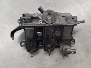 Used Rocker cover Opel Vivaro 1.6 CDTI 115 Price € 181,50 Inclusive VAT offered by Autohandel Didier