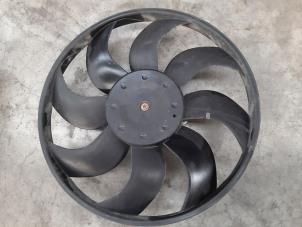 Used Cooling fans Renault Master IV (MA/MB/MC/MD/MH/MF/MG/MH) 2.3 dCi 145 16V Price € 127,05 Inclusive VAT offered by Autohandel Didier