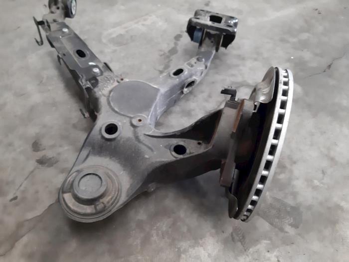 Knuckle bracket, rear right from a Citroën Jumpy 2.0 Blue HDI 120 2019