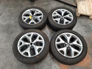 Used Set of wheels + tyres Kia Sorento III (UM) 2.2 CRDi 16V VGT 4x2 Price € 508,20 Inclusive VAT offered by Autohandel Didier