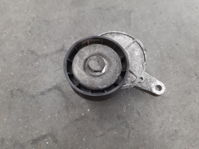 Gebrauchte Spanrolle multiriem Volkswagen Golf VII (AUA) 1.6 TDI BlueMotion 16V Preis € 18,15 Mit Mehrwertsteuer angeboten von Autohandel Didier