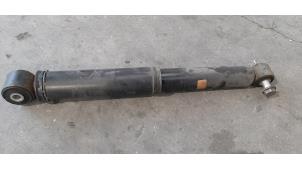 Used Rear shock absorber, right Opel Vivaro 1.6 CDTI 95 Euro 6 Price € 42,35 Inclusive VAT offered by Autohandel Didier