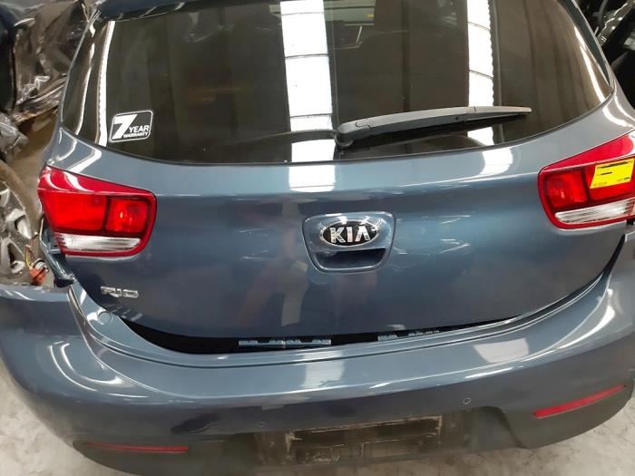 Reversing camera Kia Rio IV 1.2 MPI 16V 95760H8000