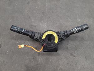 Used Steering column stalk Kia Cee'd Sportswagon (JDC5) 1.6 CRDi 16V VGT Price € 96,80 Inclusive VAT offered by Autohandel Didier