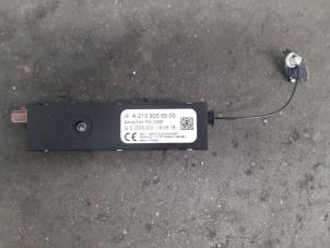 Used Antenna Amplifier Mercedes A (177.0) 1.5 A-180d Price € 36,30 Inclusive VAT offered by Autohandel Didier