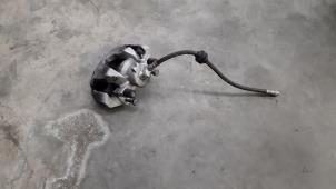 Used Front brake calliperholder, right Renault Clio IV (5R) Price € 96,80 Inclusive VAT offered by Autohandel Didier