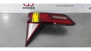 Usagé Feu arrière secondaire gauche Honda HR-V (RU) 1.5 i-VTEC 16V Prix € 163,35 Prix TTC proposé par Autohandel Didier