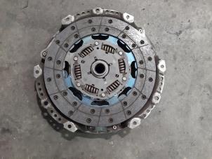 Used Clutch kit (complete) Mitsubishi L-200 2.4 Clean Diesel 4WD Price € 381,15 Inclusive VAT offered by Autohandel Didier
