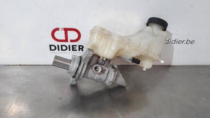 Gebrauchte Hauptbremszylinder Renault Megane IV (RFBB) 1.5 Energy dCi 110 Preis € 48,40 Mit Mehrwertsteuer angeboten von Autohandel Didier