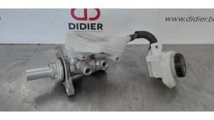 Usagé Cylindre de frein principal Mazda CX-3 (DJ/DK) 1.5 Skyactiv D 105 16V Prix sur demande proposé par Autohandel Didier