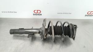 Used Front shock absorber, right Renault Scénic IV (RFAJ) 1.5 Energy dCi 95 Price € 127,05 Inclusive VAT offered by Autohandel Didier
