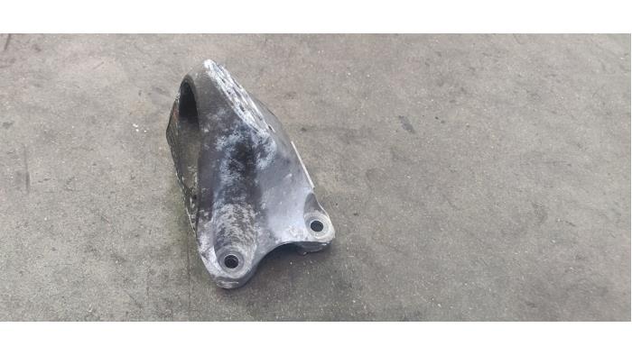 Used Engine mount Audi Q7 (4LB) 3.0 TDI V6 24V Price € 36,30 Inclusive VAT offered by Autohandel Didier