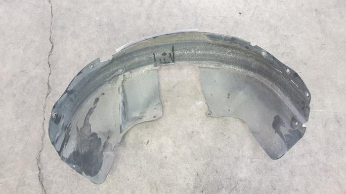 Wheel arch liner from a Ford B-Max (JK8) 1.0 EcoBoost 12V 100 2017