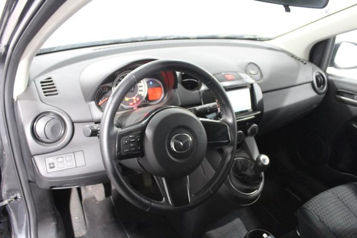 Begagnade Airbagset Mazda 2 (DE) 1.3 16V MZR Pris € 532,40 Inklusive moms erbjuds av Autohandel Didier