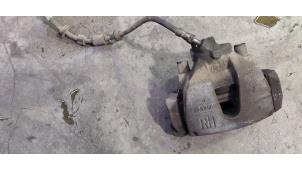 Used Front brake calliperholder, right Volvo V40 (MV) 1.6 D2 Price € 66,55 Inclusive VAT offered by Autohandel Didier