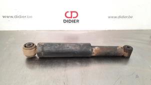 Used Rear shock absorber, left Mercedes Vito (639.7) 2.2 110 CDI 16V Euro 5 Price € 60,50 Inclusive VAT offered by Autohandel Didier