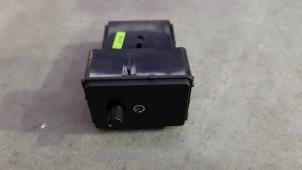 Used Light switch Landrover Velar Price € 30,25 Inclusive VAT offered by Autohandel Didier