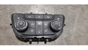 Used Air conditioning control panel Opel Mokka/Mokka X 1.4 Turbo 16V 4x2 Price € 90,75 Inclusive VAT offered by Autohandel Didier