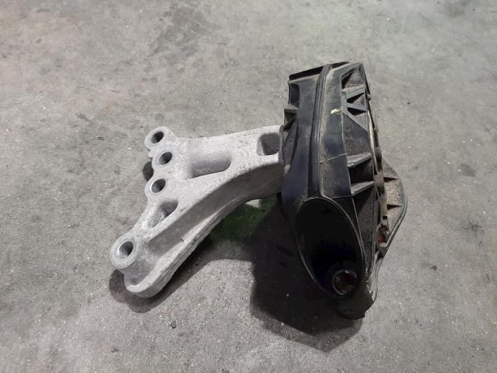 Usagé Support moteur Peugeot 208 I (CA/CC/CK/CL) 1.0 Vti 12V PureTech Prix € 30,25 Prix TTC proposé par Autohandel Didier