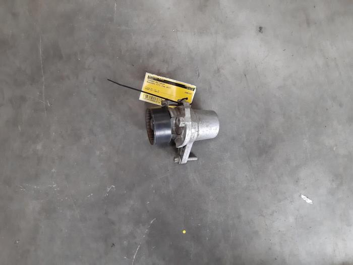 Usados Tensor correa múltiple Mercedes Vito (447.6) 1.6 109 CDI 16V Precio € 30,25 IVA incluido ofrecido por Autohandel Didier