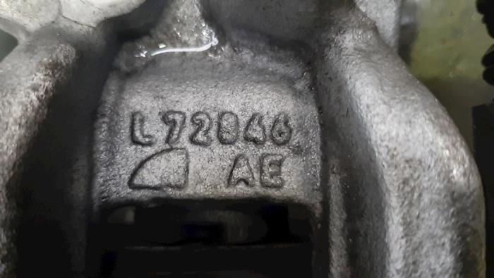Szczeki hamulcowe lewy tyl z Mercedes-Benz A (177.0) 1.5 A-180d 2018