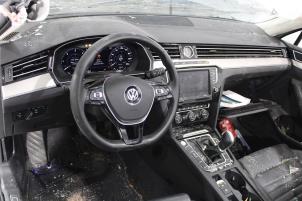 Usados Juego de airbags Volkswagen Passat Variant (3G5) 1.6 TDI 16V Precio € 1.603,25 IVA incluido ofrecido por Autohandel Didier