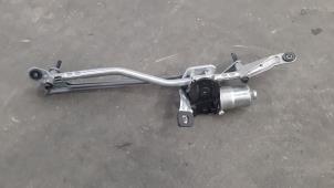Used Front wiper motor BMW 1 serie (F40) 116d 1.5 12V TwinPower Price € 54,45 Inclusive VAT offered by Autohandel Didier