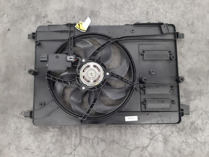 Cooling fans Volvo V40 2.0 D2 16V 31439882 Autohandel Didier